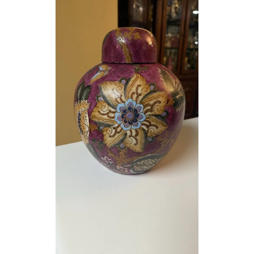 Vintage Hand painted Chinese Vase W Lid pottery With Floral &‎ Butterfly Accents